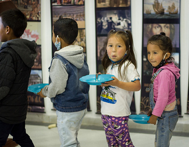 Niños en una actividad de la fundación